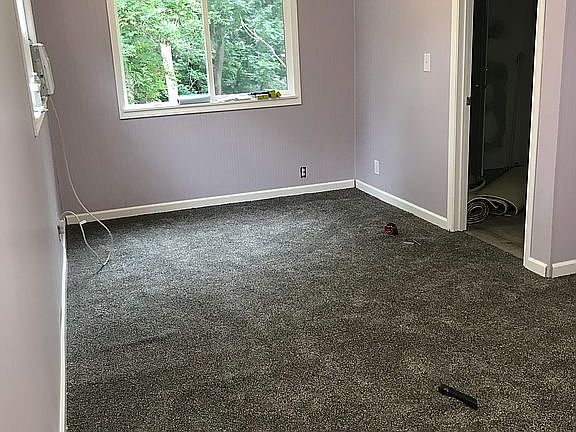5th image of 2164 Stadium Dr