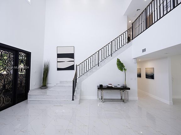 5th image of 7125 Los Pinos Blvd #0