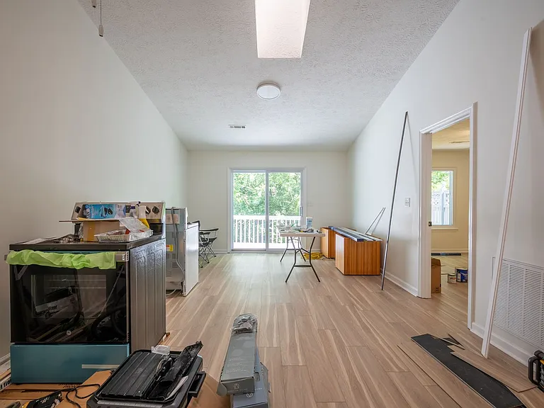 373 Tinkerview Dr — Photo 10
