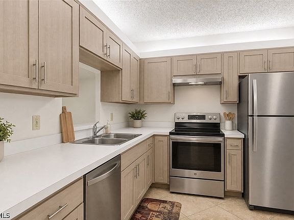 3rd image of 17156 Ravens Roost APT 5