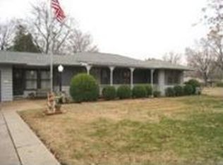 25 Marberry Dr, Metropolis, IL 62960