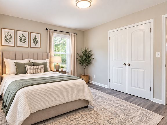 5th image of 1806 Midwood Dr #3