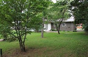 2nd image of 504 Mimosa Dr