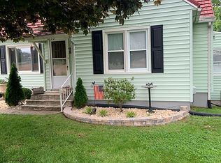 1032 Green Valley Rd, New Windsor, MD 21776