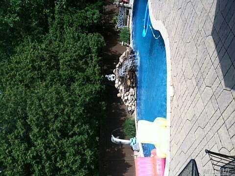 4th image of 15 Udell Way
