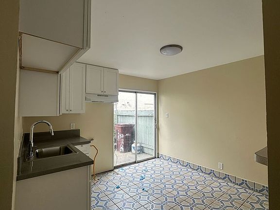 5th image of 21583 Westpark St #3