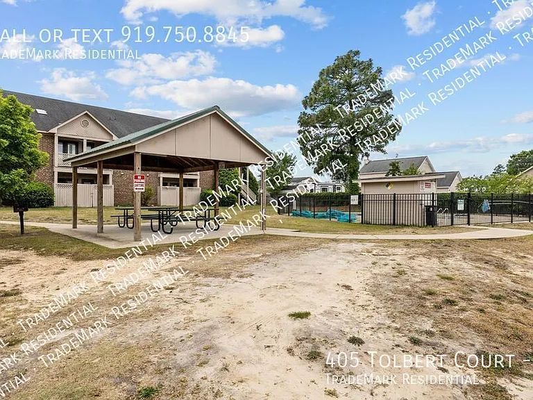405 Tolbert Ct #F — Photo 14