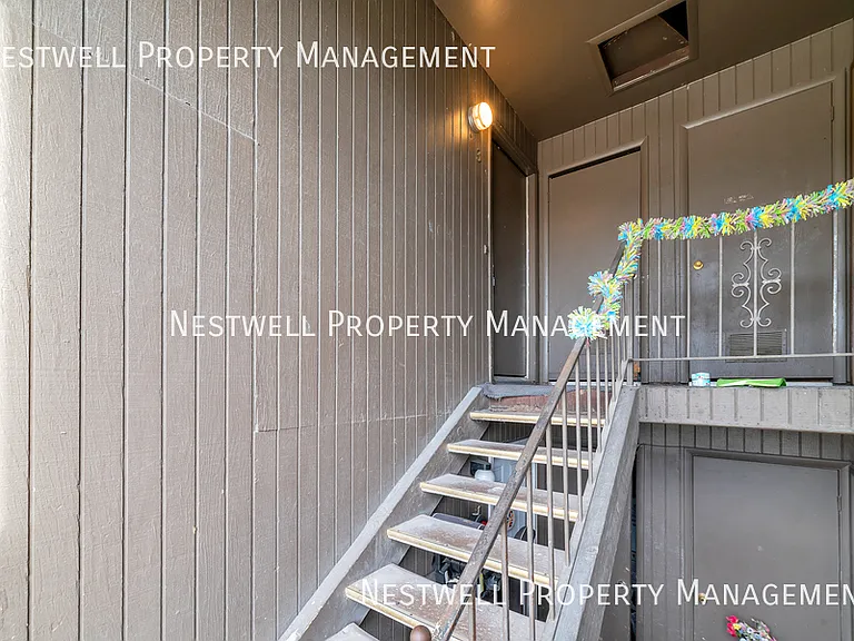 1881 W Lake Park Dr #3 — Photo 26