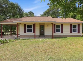 1936 Wordsworth Dr, Fayetteville, NC 28304