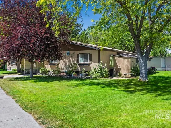 333 Rock Creek Rd N #14, Hansen, ID 83334