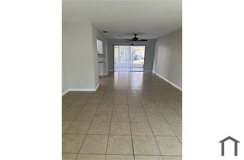 228 Amherst Ave Photo 1