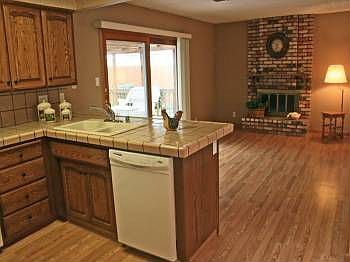 1st image of 3358 Twin Oaks Dr