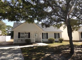 124 NE 10th St, Oak Island, NC 28465