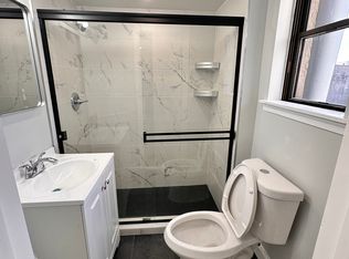 2040 S 9th St FLOOR 3, Philadelphia, PA 19148