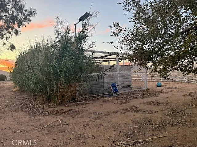 16100 Navajo Rd — Photo 10