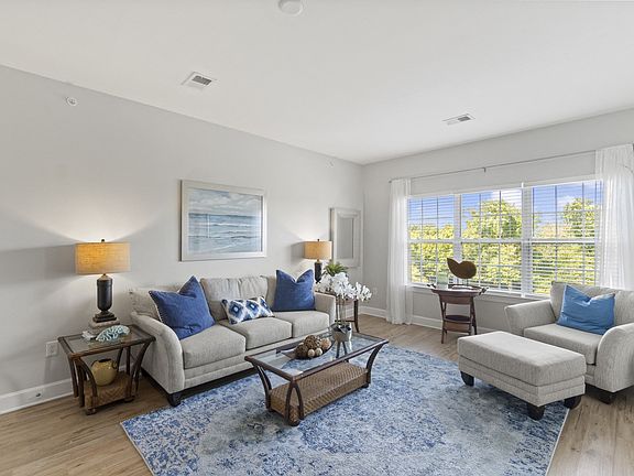 5th image of 757 Saltmeadow Bay Dr #805-409