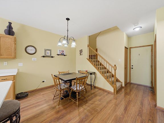 2nd image of 1513 Azalea Cir