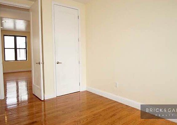 4th image of 645 W 160th St APT 4E