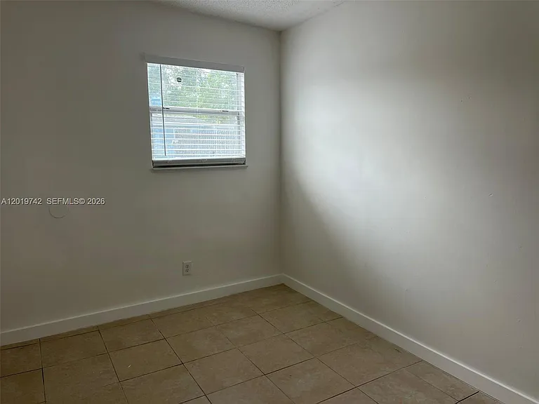 4245 NW 24th Ave #1 — Photo 7