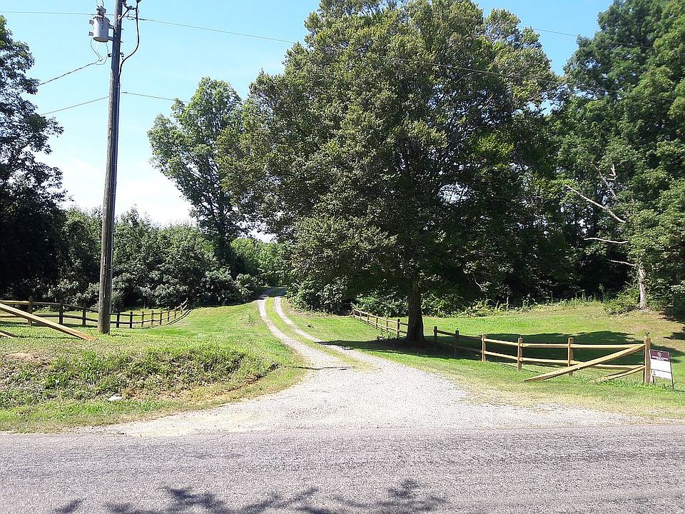 2nd image of 14282 Villeboro Rd