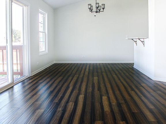 3rd image of 1490 Schafer Ave