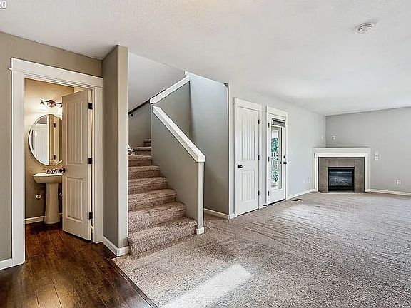 3rd image of 3467 Sweetwater Ave
