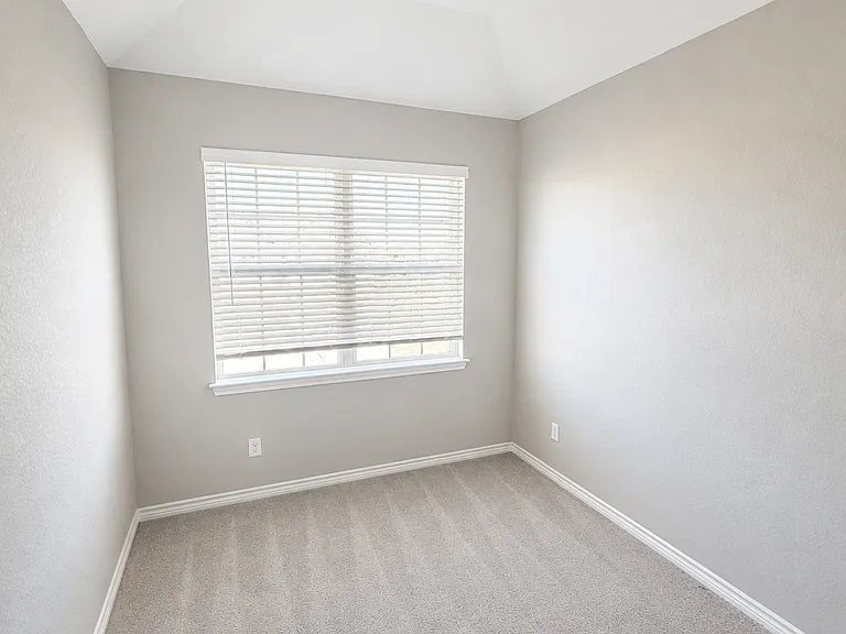 436 Northwood Dr — Photo 10