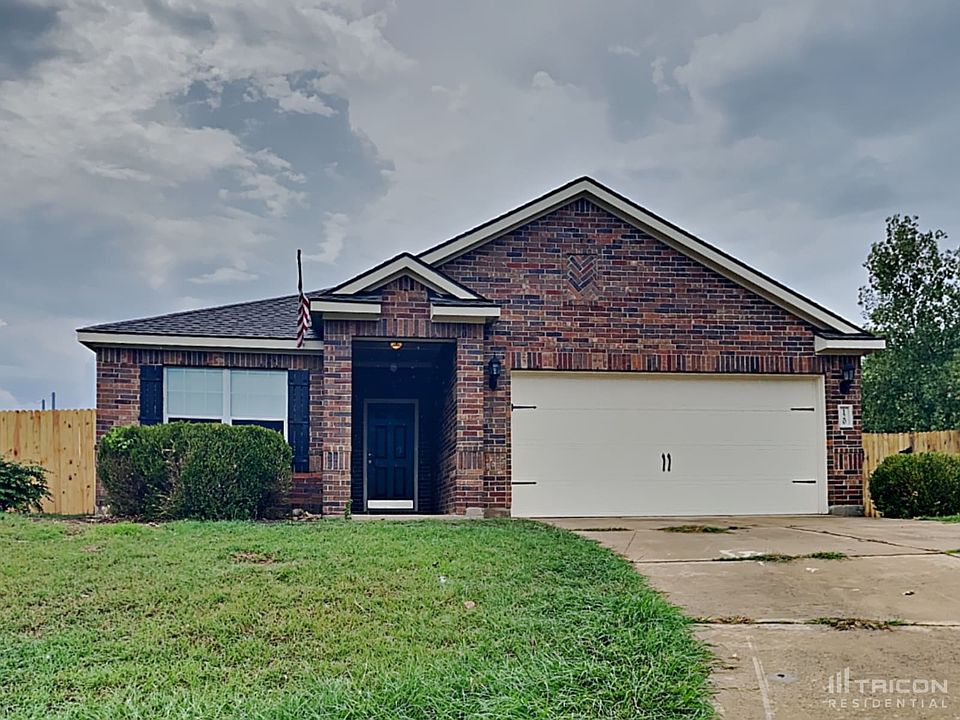 1st image of 120 Dodge City Ct