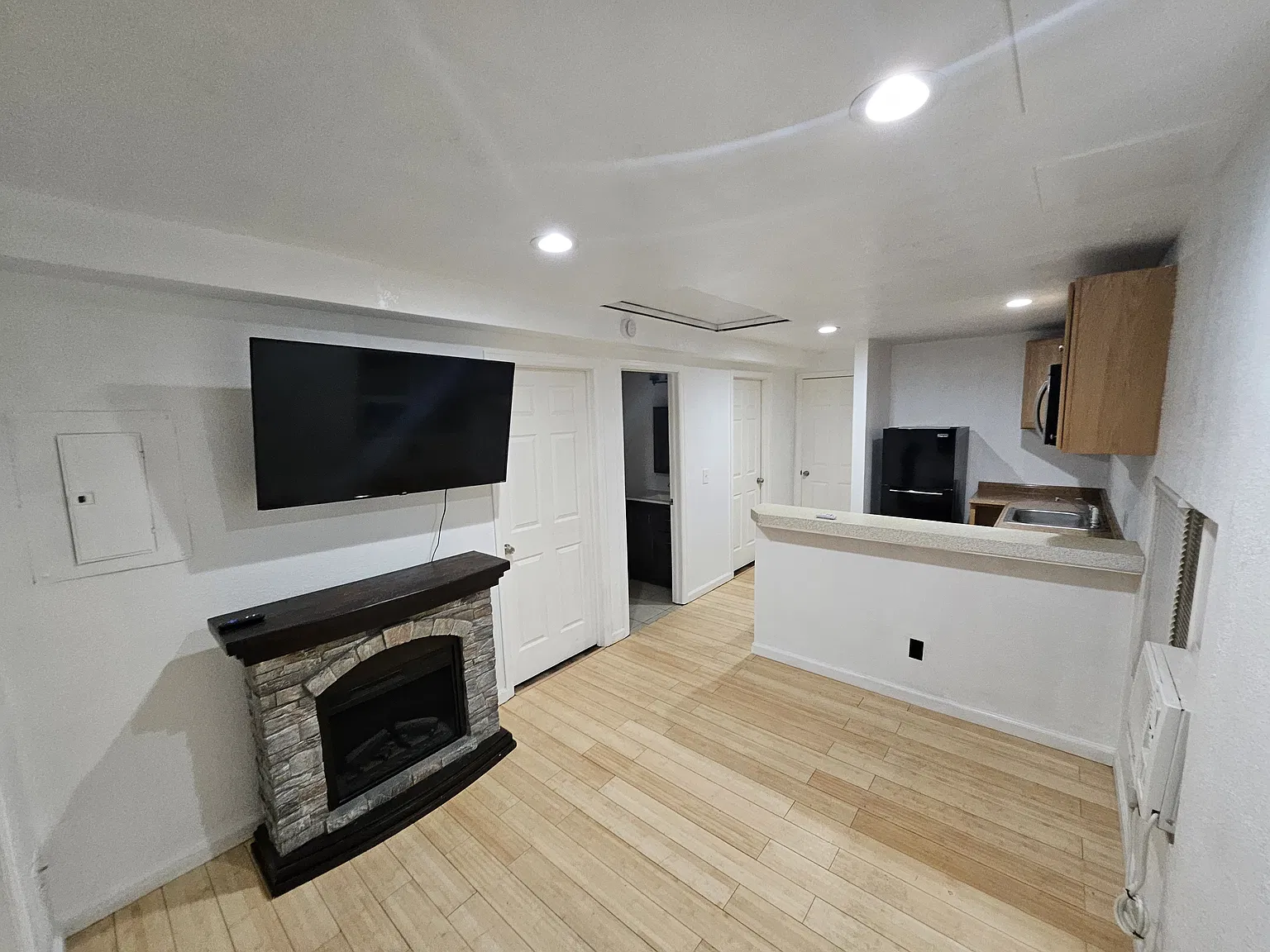 1650 Ingalls St — Photo 3
