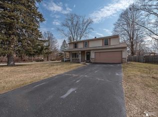 3801 Oldbury St, Lambertville, MI 48144