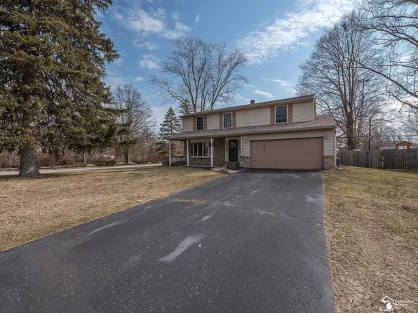 3801 Oldbury St, Lambertville, MI 48144