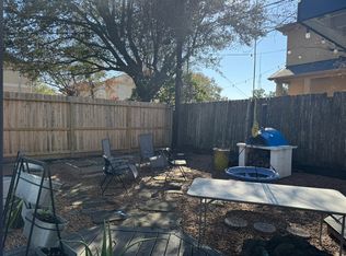 4521 Maple St, Bellaire, TX 77401