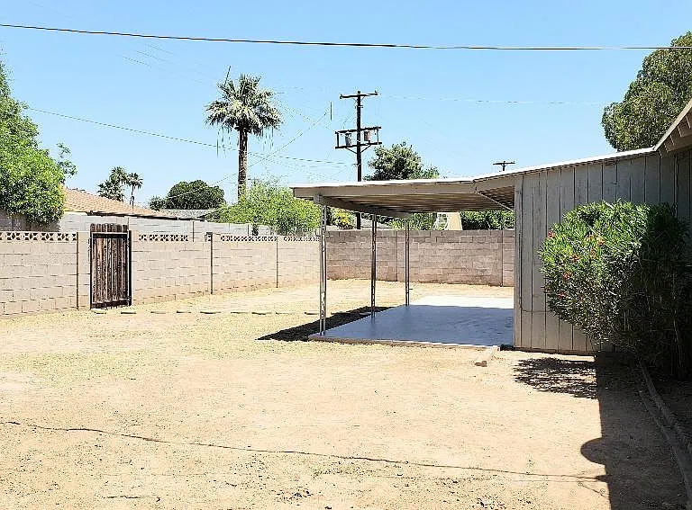BACKYARD 2