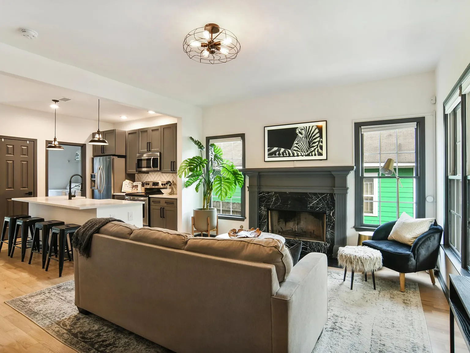931 Fern Ave SE — Photo 3