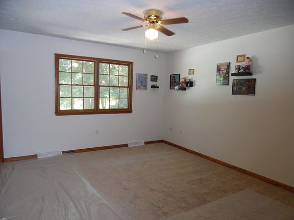 4th image of 3412 Virginia Byway