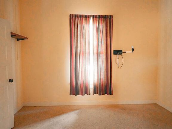 3rd image of 146 N HERNANDO AVENUE