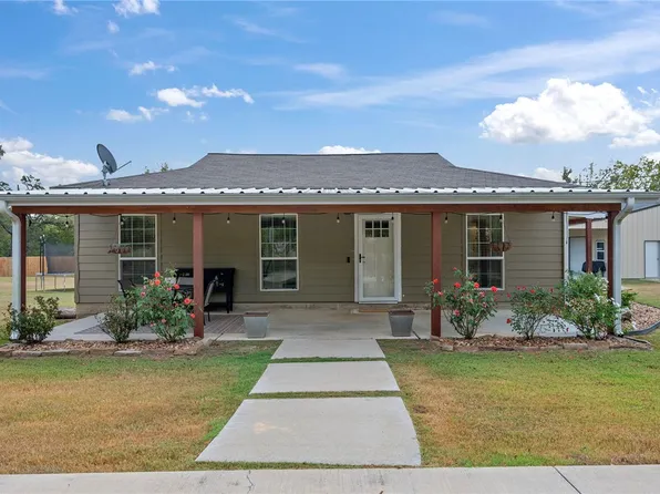 7766 Grassbur Rd, Bryan, TX 77808