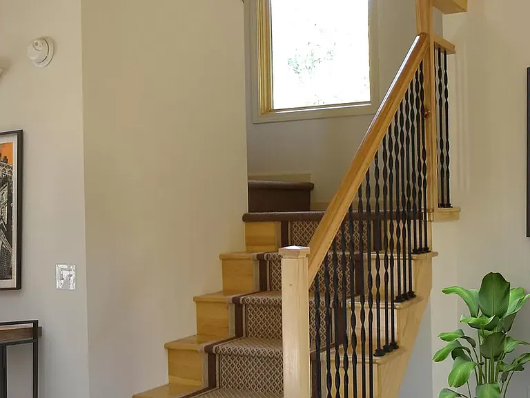 615 Peterson St #1 — Photo 8