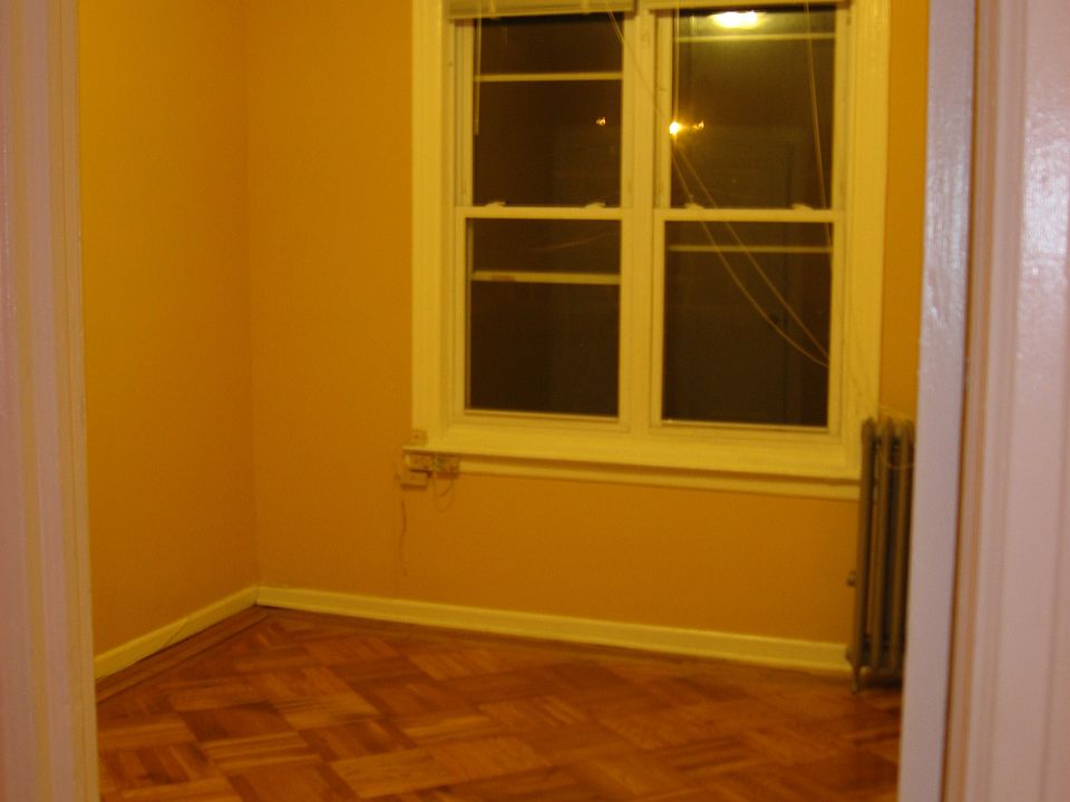 1st image of 9324 239th St APT 2R
