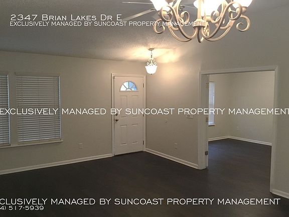 4th image of 2347 E Brian Lakes Dr