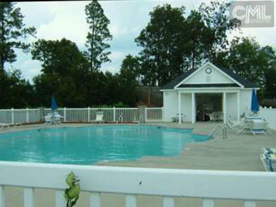 2nd image of 199 Richmond Farm Cir