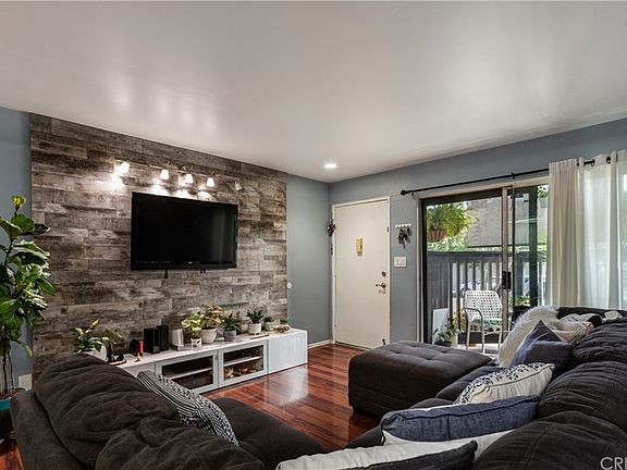 4th image of 9714 Sepulveda Blvd Unit 101
