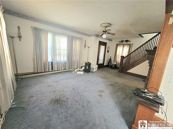 5th image of 12 E 15th St