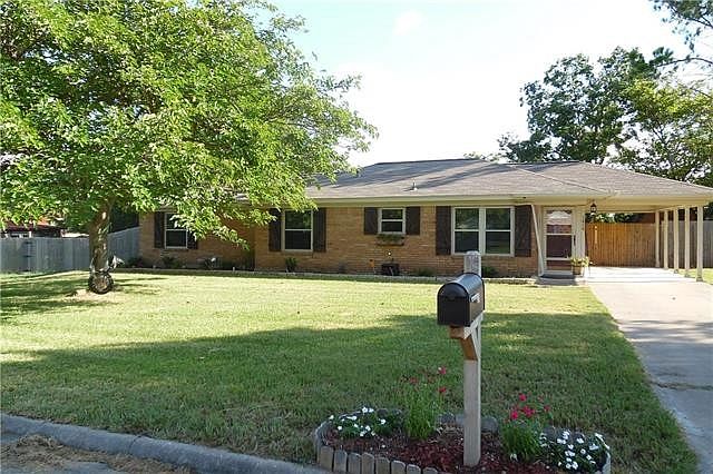 1st image of 1414 Clearfield Dr