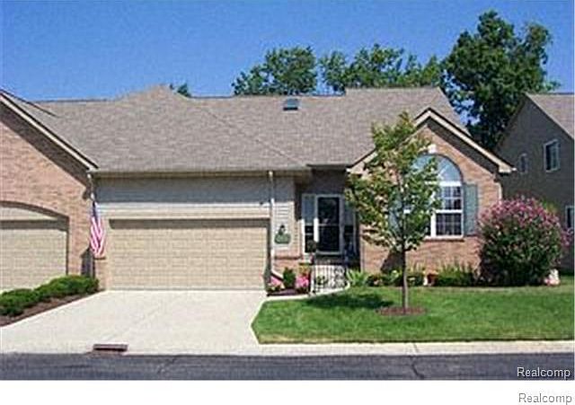 1st image of 274 Winslow Cir #1
