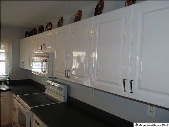 5th image of 1108 Argyll Circle #B