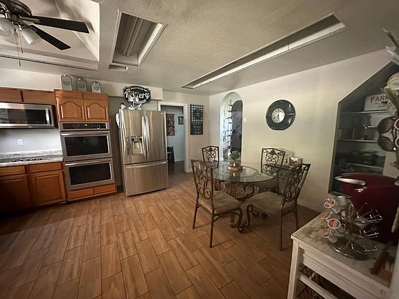 3rd image of 17616 W Cheryl Dr