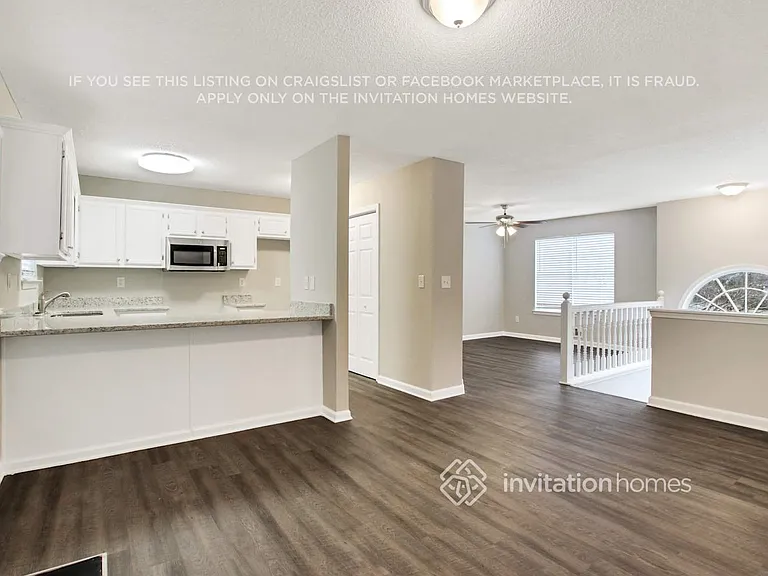 1815 Independence Dr — Photo 7