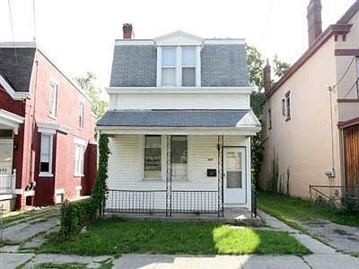 1st image of 828 McPherson Ave