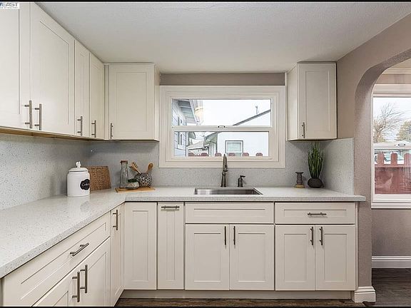 3rd image of 694 Tehama Ave #A
